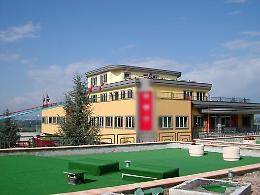 Malore a scuola: dolore e sgomento per la morte di Santino