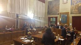 Cassino: Consiglio ad alta tensione, liti verbali e scontri fisici sfiorati
