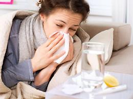 Influenza, a letto oltre 500 mila italiani: picco previsto per Capodanno