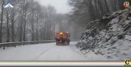 [VIDEO] Meteo da brividi: gelo e neve sulle cime. E in serata peggiora