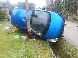 Incidenti a catena: via chiusa, troppo pericolosa. Sta bene il bimbo di un anno