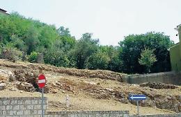 Ferentino, la necropoli dimenticata: il sepolcreto è inaccessibile