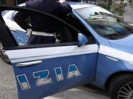 Estorsione al supermercato, addetto alla vigilanza aggredito: coppia nei guai
