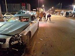 Drammatica carambola in centro: coinvolte quattro auto, feriti mamma e figli