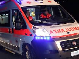 Fugge dai carabinieri e si schianta con l'auto: muore donna che era con lui
