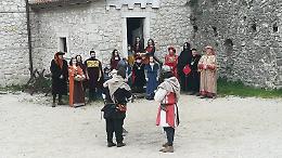 Cassino. il Medioevo rivive nella fortezza: in centinaia alla Rocca Janula