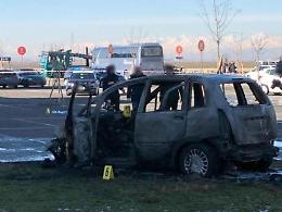 Dà fuoco alla ex mentre è in auto: non accettava la fine della loro relazione