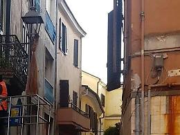 Via Angeloni, lavori in corso per la nuova illuminazione