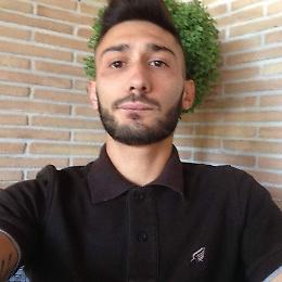 Morto in Spagna, salma ancora sotto sequestro: attesa infinita per Michele