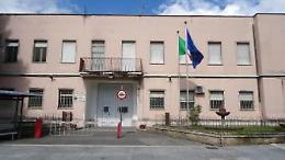 Aggressione in carcere, detenuto dà in escandescenze e ferisce un agente