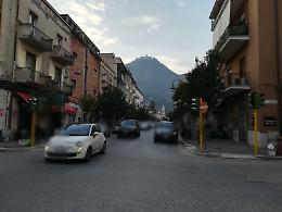 Ladri acrobati svaligiano uno studio di avvocati e consulenti: ricco bottino