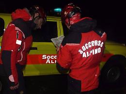 Escursionista scivola su un pendio ghiacciato: salvata dal soccorso alpino
