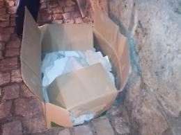 Crolla il soffitto, ferite nonna e nipote: vigili del fuoco ancora al lavoro