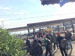 Travolto e ucciso da un treno: identificata la vittima della tragedia