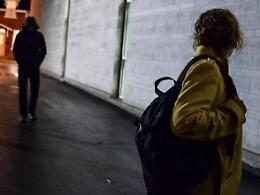 Telefonate, minacce e offese all'ex moglie: stalker torna in libertà