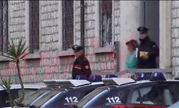 Bimbo ucciso dalla madre: i contorni della tragedia, comunità sotto shock
