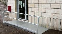 Barriere architettoniche abbattute in sei uffici postali: gli interventi