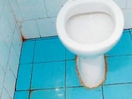 Sora, bagni sporchi e aule fredde nelle scuole materne: i genitori protestano