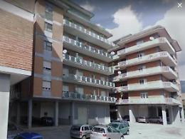 Faccia a faccia con i ladri: torna l'incubo furti. Residenti sulle barricate