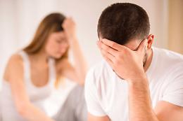 Giovani ossessionati dalla pornografia: aumentano i disturbi erettili
