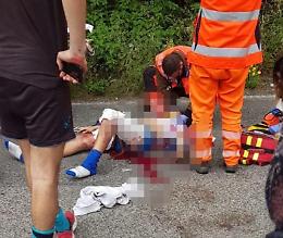 Auto contro scooter: restano gravi le condizioni di uno dei due minori coinvolti