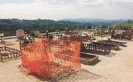 Anagni, sepolture a terra: posti finiti al cimitero e morti in attesa