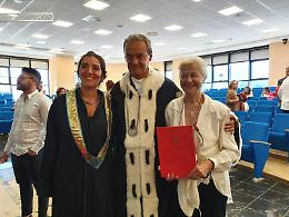 A ottant'anni è dottoressa: l'Unicas laurea Gloria Coco