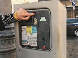 Strisce blu, sarà un autunno caldo: rincari per residenti e non