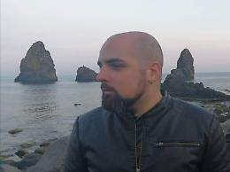 Morte Roberto Sandirocco: oggi i funerali. Proclamato il lutto cittadino