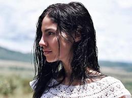 Giulia diventa anche scrittrice: il suo primo libro parla di... corna