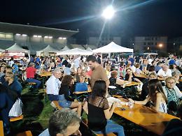 "A tutta birra": anche stasera tutti al parco tra gusto, musica e divertimento