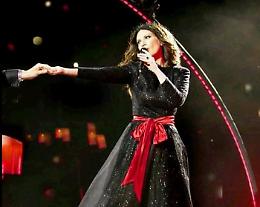 Pontecorvo, Laura Pausini sceglie le creazioni di Giada Curti per il suo tour