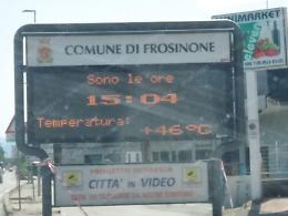 Città nella morsa del caldo: nel capoluogo ciociaro appena superati i 46 gradi