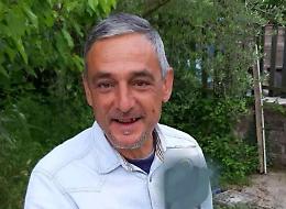 Morte Massimo Tomassi: effettuata l'autopsia, oggi i funerali