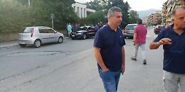 Enorme serpente nel recinto dell'asilo nido: interviene anche il Sindaco