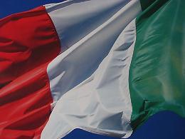 Ripristinare il tricolore sul monte San Casto: l'iniziativa di un commerciante