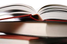 Fiuggi, Servizi dimezzati alla biblioteca: l'opposizione attacca