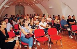 Food e artigianato per salvare il commercio: l'opportunità contro la crisi