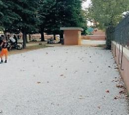 Sora, al parco Valente invece dell'erba cresce... la breccia: le proteste