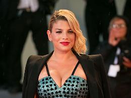 Emma sta male: gli hater la insultano. Tanti la difendono, lei rompe il silenzio