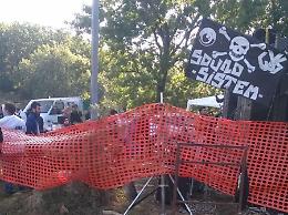 Rave party a base di coca, hashish ed ecstasy: i carabinieri bloccano 80 giovani