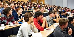 Giovani in difficoltà economiche: la svolta dei bonus universitari