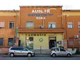 Farmacia comunale, dipendenti preoccupati: arriva il preavviso di licenziamento