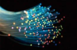 Fibra ottica provvisoria: la strada resta bloccata per un anno