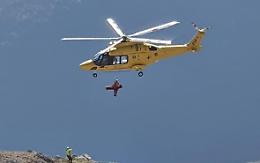 Precipita con il parapendio: salvato dal Soccorso Alpino
