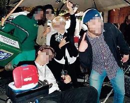 Halloween, maschere da Nadia Toffa e disabile: social in rivolta, la denuncia