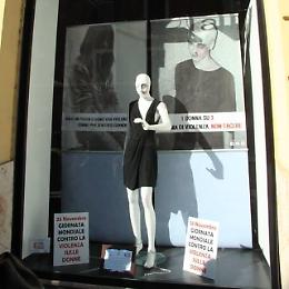 "Vetrine contro la violenza": torna l'appuntamento dal forte impatto sociale