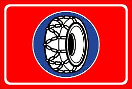 Catene da neve a bordo: l'obbligo scatta da oggi. Tutto quello che c'è da sapere