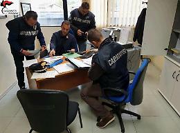 Mazzette al catasto, regali per sbloccare le pratiche: lunedì gli interrogatori