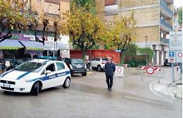 Stop alle auto in centro, disagi per raggiungere l'unica farmacia aperta